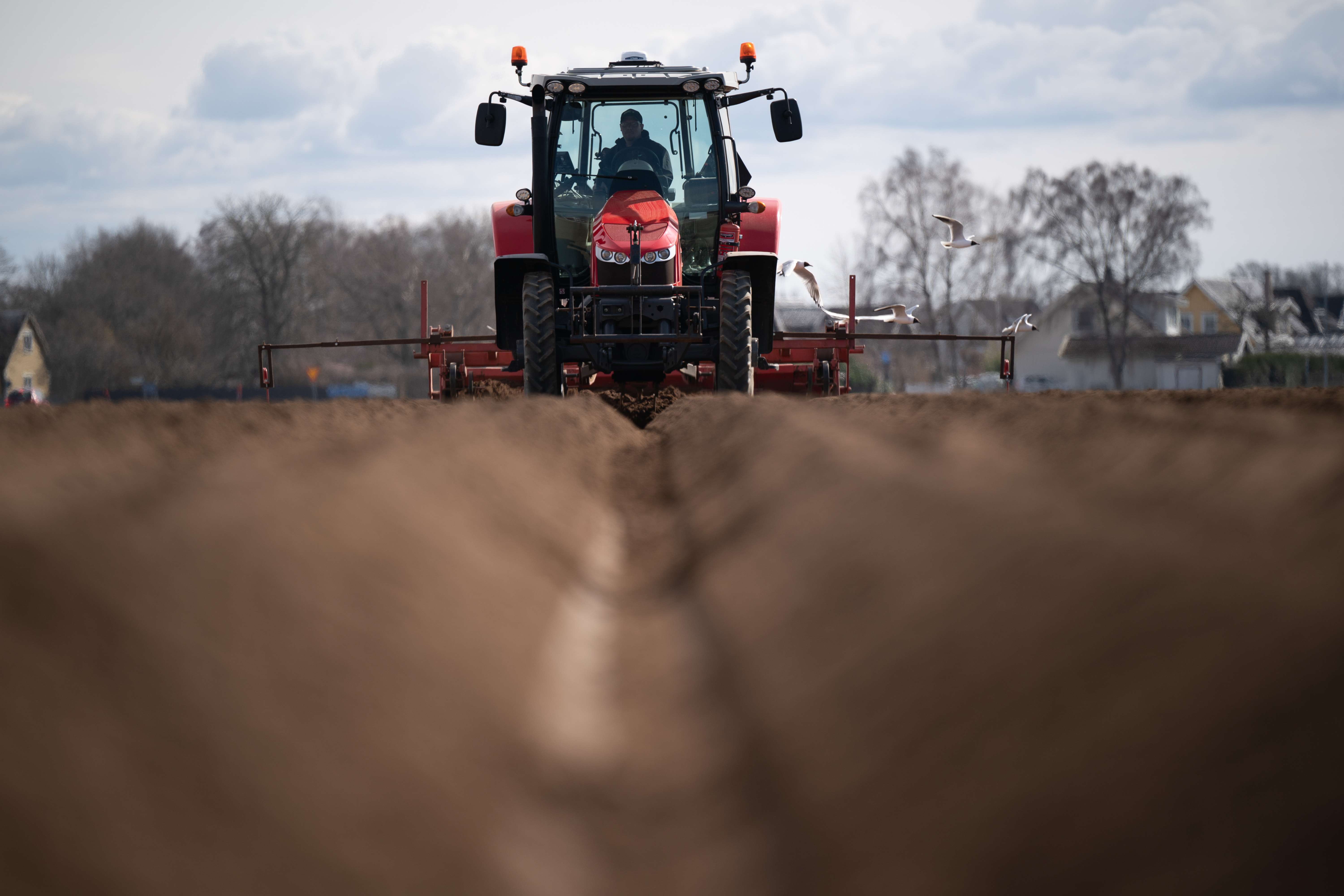 Predictive Maintenance: How It’s Redefining and Evolving the Tractor Fleet 1