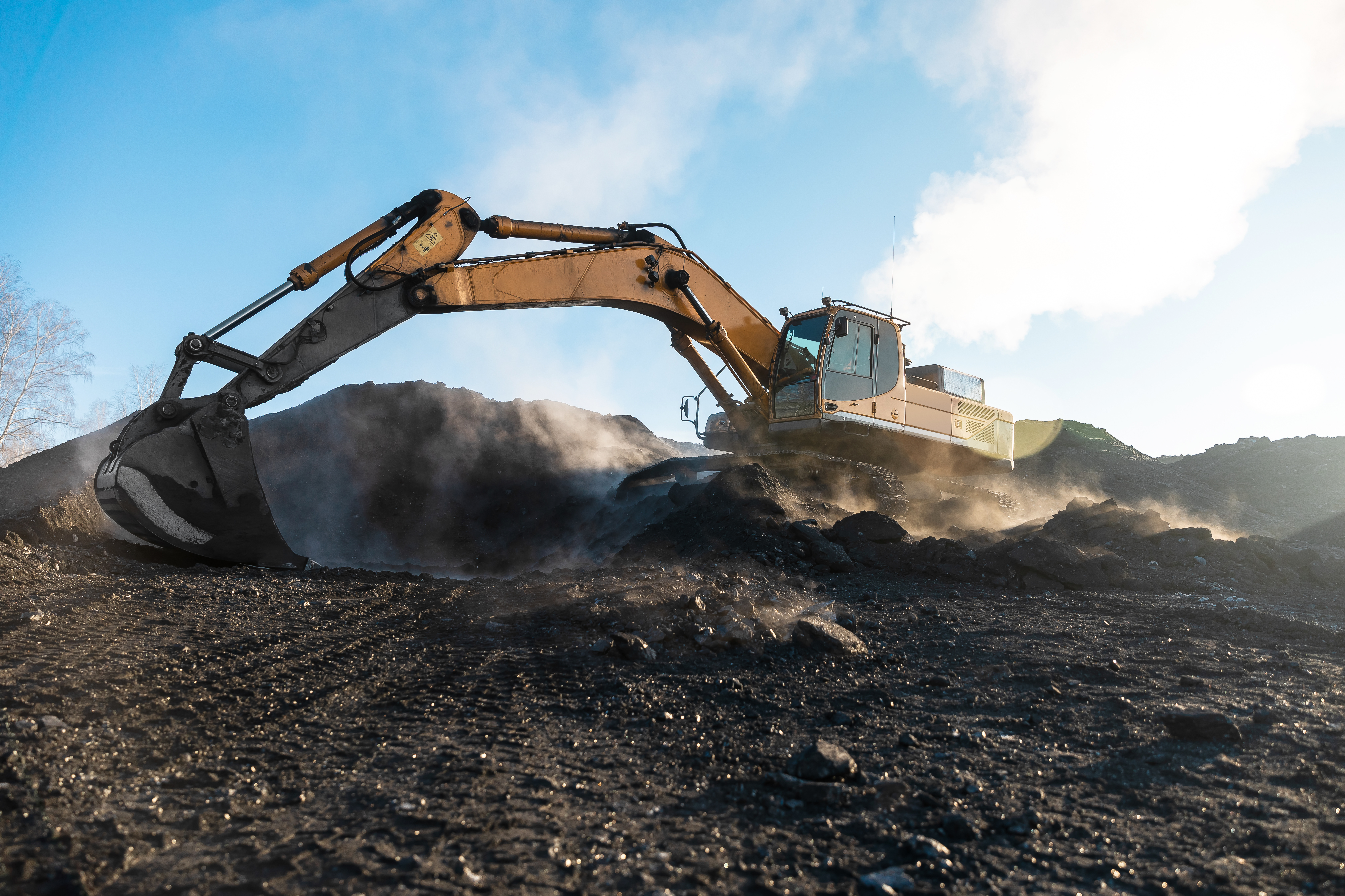Electric Actuators vs. Traditional Hydraulic Systems on Earthmoving Machinery 3